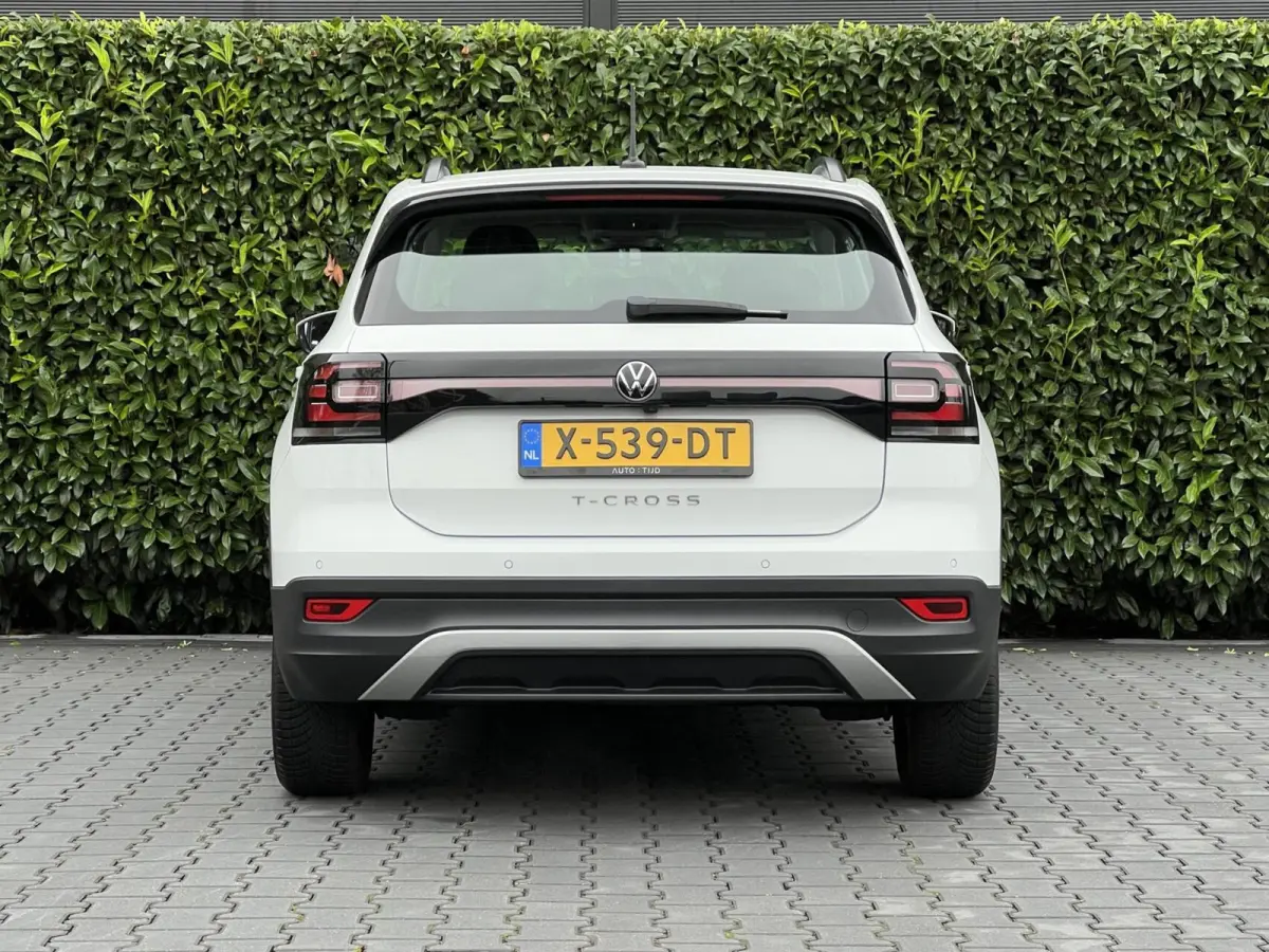 1.0 TSI Active, VIRTUAL COCKPIT, NAVIGATIE, CRUISE CONTROL, AIRCO, KEYLESS, DODEHOEK, CAMERA, LICHTMETAAL 16"