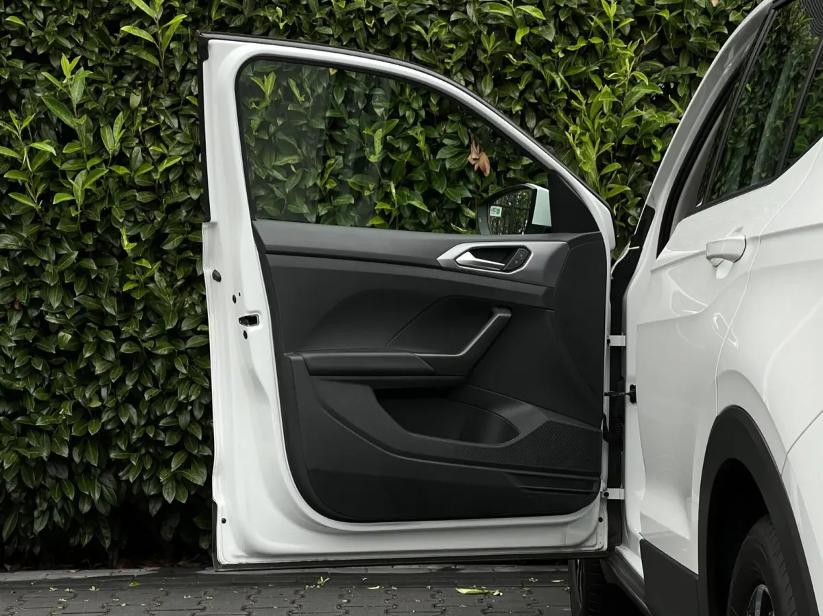 1.0 TSI Active, VIRTUAL COCKPIT, NAVIGATIE, CRUISE CONTROL, AIRCO, KEYLESS, DODEHOEK, CAMERA, LICHTMETAAL 16"