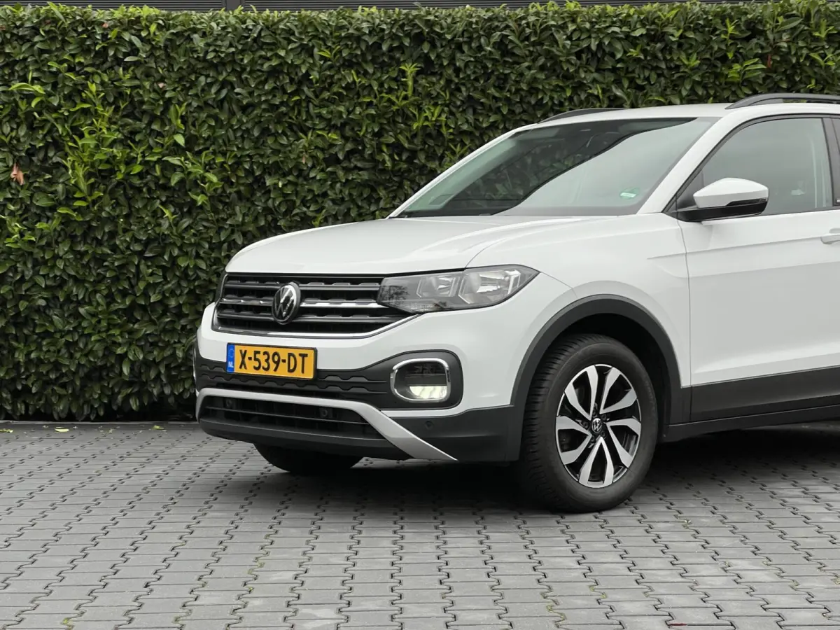 1.0 TSI Active, VIRTUAL COCKPIT, NAVIGATIE, CRUISE CONTROL, AIRCO, KEYLESS, DODEHOEK, CAMERA, LICHTMETAAL 16"