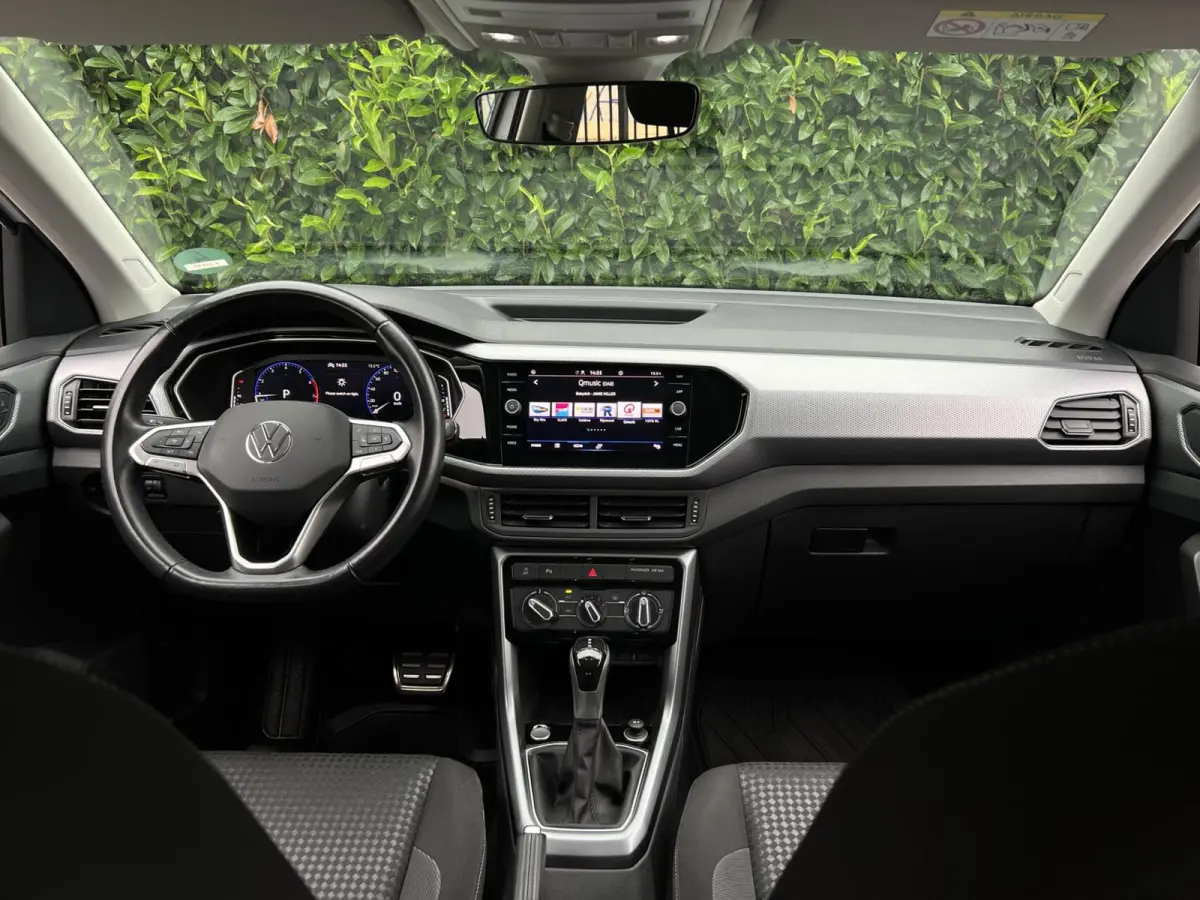 1.0 TSI Active, VIRTUAL COCKPIT, NAVIGATIE, CRUISE CONTROL, AIRCO, KEYLESS, DODEHOEK, CAMERA, LICHTMETAAL 16"