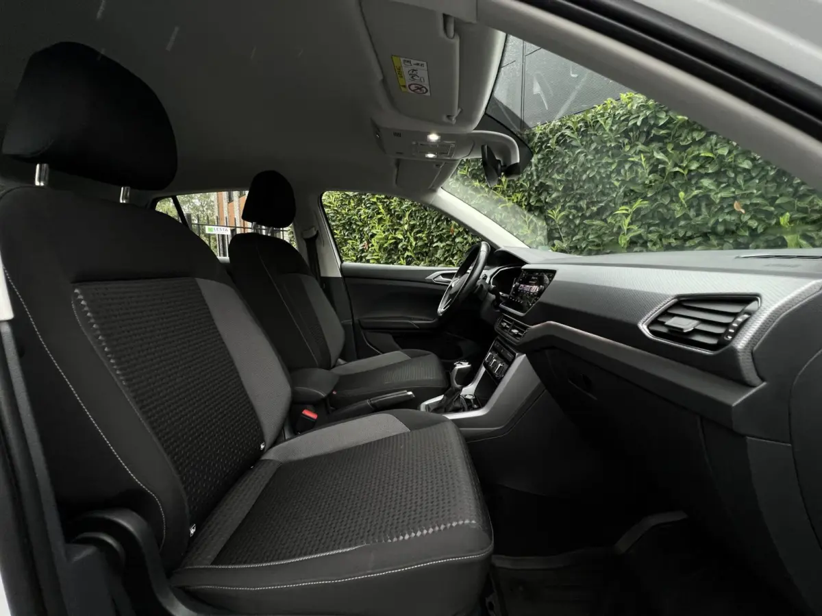 1.0 TSI Active, VIRTUAL COCKPIT, NAVIGATIE, CRUISE CONTROL, AIRCO, KEYLESS, DODEHOEK, CAMERA, LICHTMETAAL 16"
