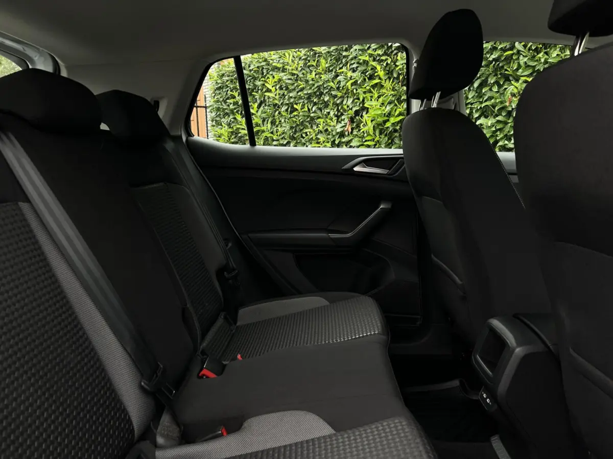 1.0 TSI Active, VIRTUAL COCKPIT, NAVIGATIE, CRUISE CONTROL, AIRCO, KEYLESS, DODEHOEK, CAMERA, LICHTMETAAL 16"