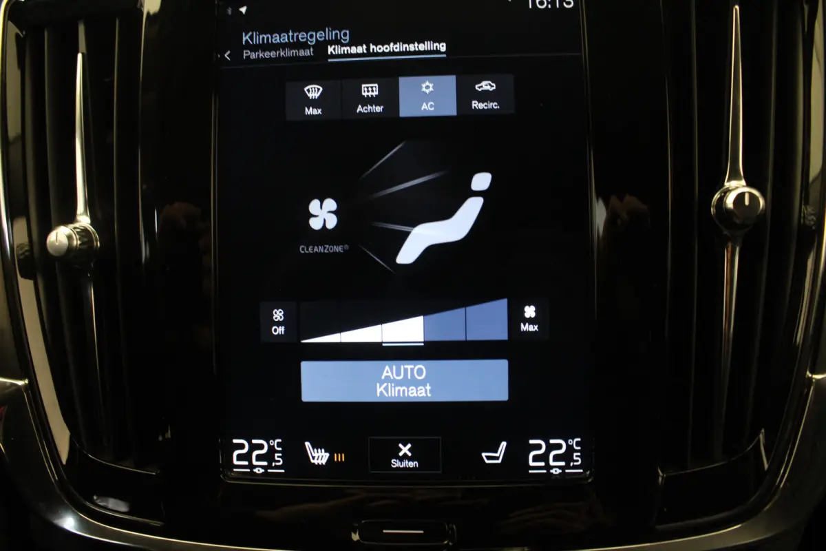 2.0 T5 90th Anniversary Edition