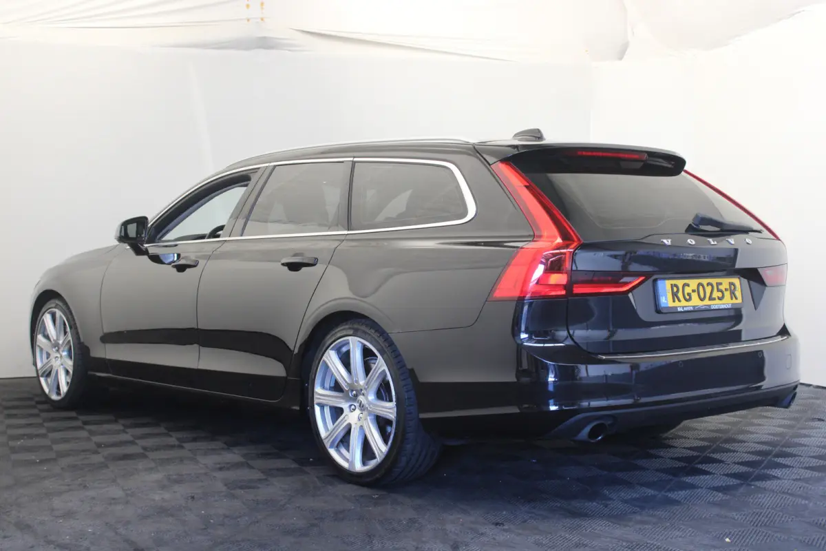 2.0 T5 90th Anniversary Edition