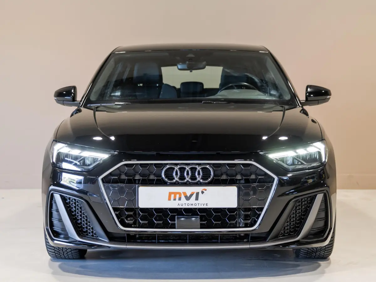 25 TFSI S-Line edition / 95pk / NAP / Afgevlakt stuurwiel / Cruise control /