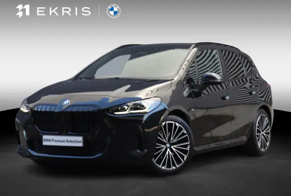 218i | M Sportpakket | Premium Pack | Trekhaak | Camera | Comfort Access | Harman Kardon | Getint Glas | 19'' LMV