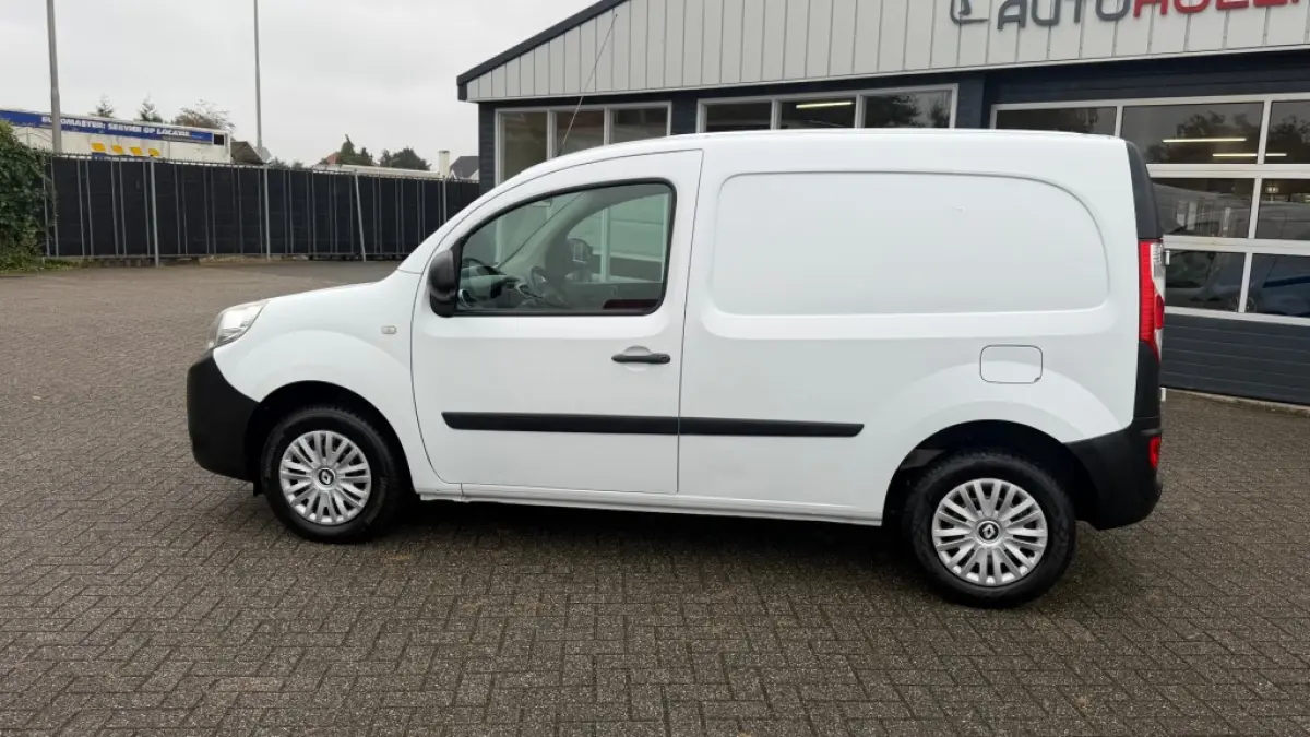1.5 DCI 55KW 75PK EURO 6 DISTRIBUTIERIEM VERNIEUWD/ AIRCO/ CRUISE CONTROL/ PARKEERSENSOREN / 100% DEALERONDERHOUDEN