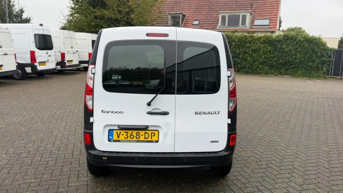 1.5 DCI 55KW 75PK EURO 6 DISTRIBUTIERIEM VERNIEUWD/ AIRCO/ CRUISE CONTROL/ PARKEERSENSOREN / 100% DEALERONDERHOUDEN