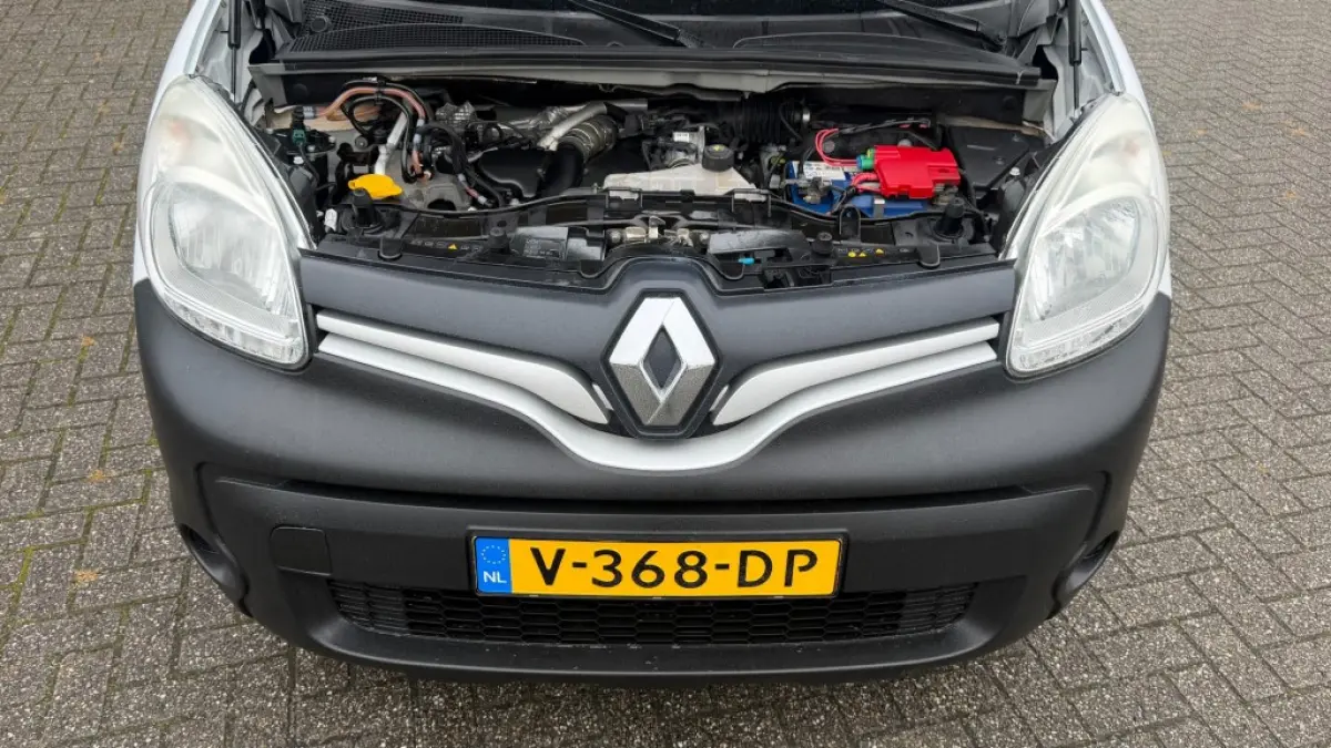 1.5 DCI 55KW 75PK EURO 6 DISTRIBUTIERIEM VERNIEUWD/ AIRCO/ CRUISE CONTROL/ PARKEERSENSOREN / 100% DEALERONDERHOUDEN