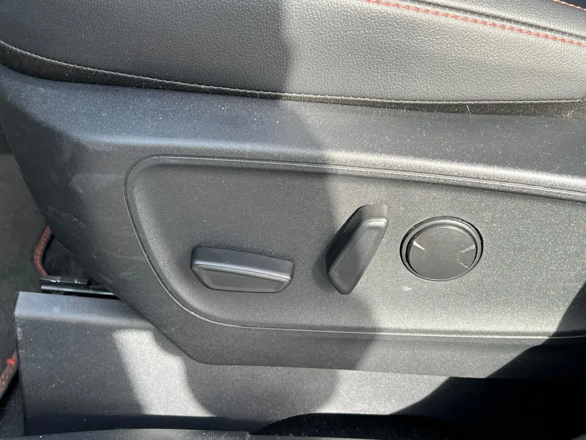 ST-Line X PHEV | Stoel- Stuur- Achterbankverwarming | Keyless | Elek. Stoelen | Elek. Achterklep | Black Pack | Agate Black Metallic | Keyless-Start | Lichtmetalen velgen