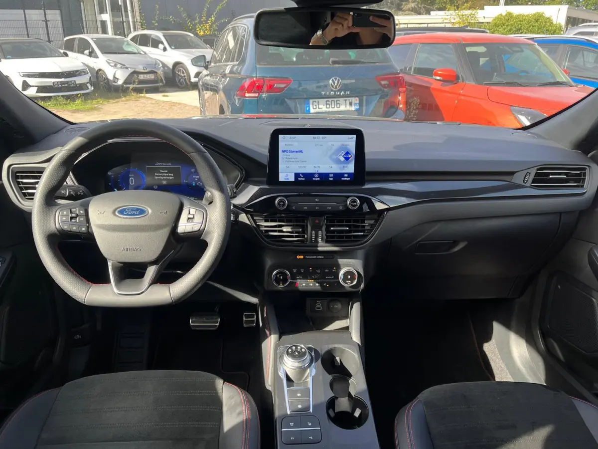 ST-Line X PHEV | Stoel- Stuur- Achterbankverwarming | Keyless | Elek. Stoelen | Elek. Achterklep | Black Pack | Agate Black Metallic | Keyless-Start | Lichtmetalen velgen