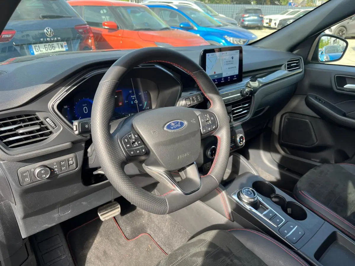 ST-Line X PHEV | Stoel- Stuur- Achterbankverwarming | Keyless | Elek. Stoelen | Elek. Achterklep | Black Pack | Agate Black Metallic | Keyless-Start | Lichtmetalen velgen