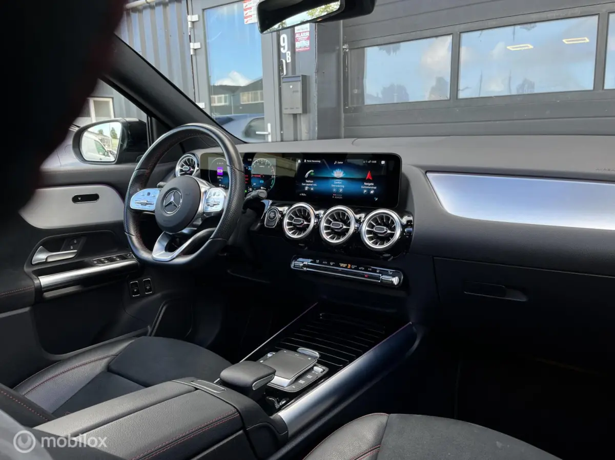 250 e AMG Line|Panoramadak|Camera|Sfeerverlichting