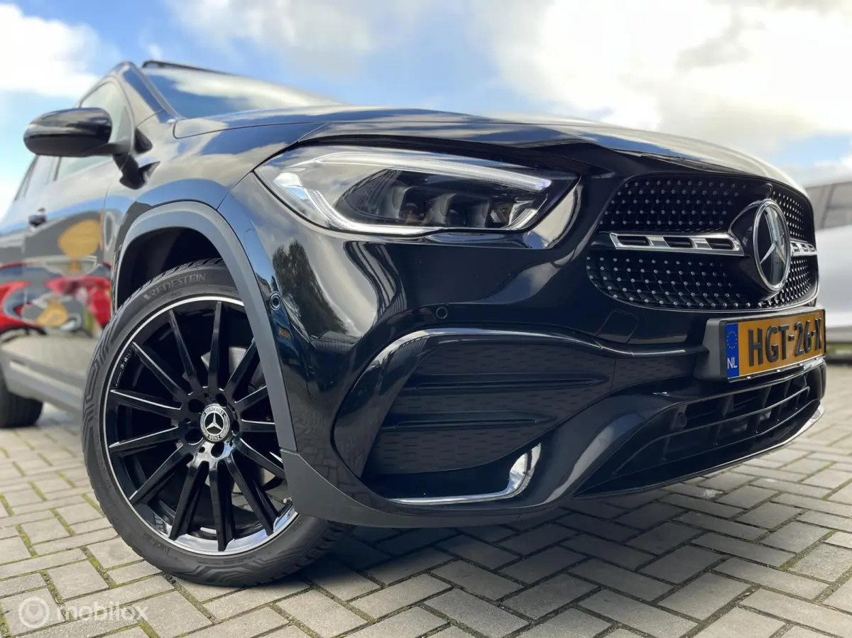 250 e AMG Line|Panoramadak|Camera|Sfeerverlichting