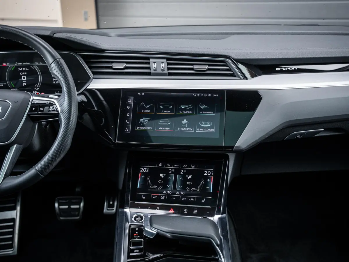 55 quattro S Edition 115 kWh - RS-seat l Pano l Memory l ACC