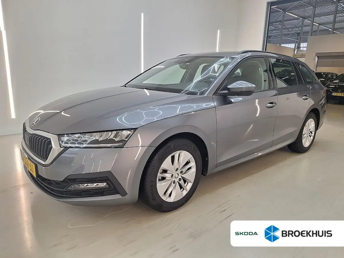 1.0 e-TSI Sport Business | Parkeersensoren | Digital Dash | Keyeless | Apple Carplay | Cruise | DAB | | Airco (automatisch) | Apple Carplay/Android Auto|telefoonintegratie premium | Cruise c