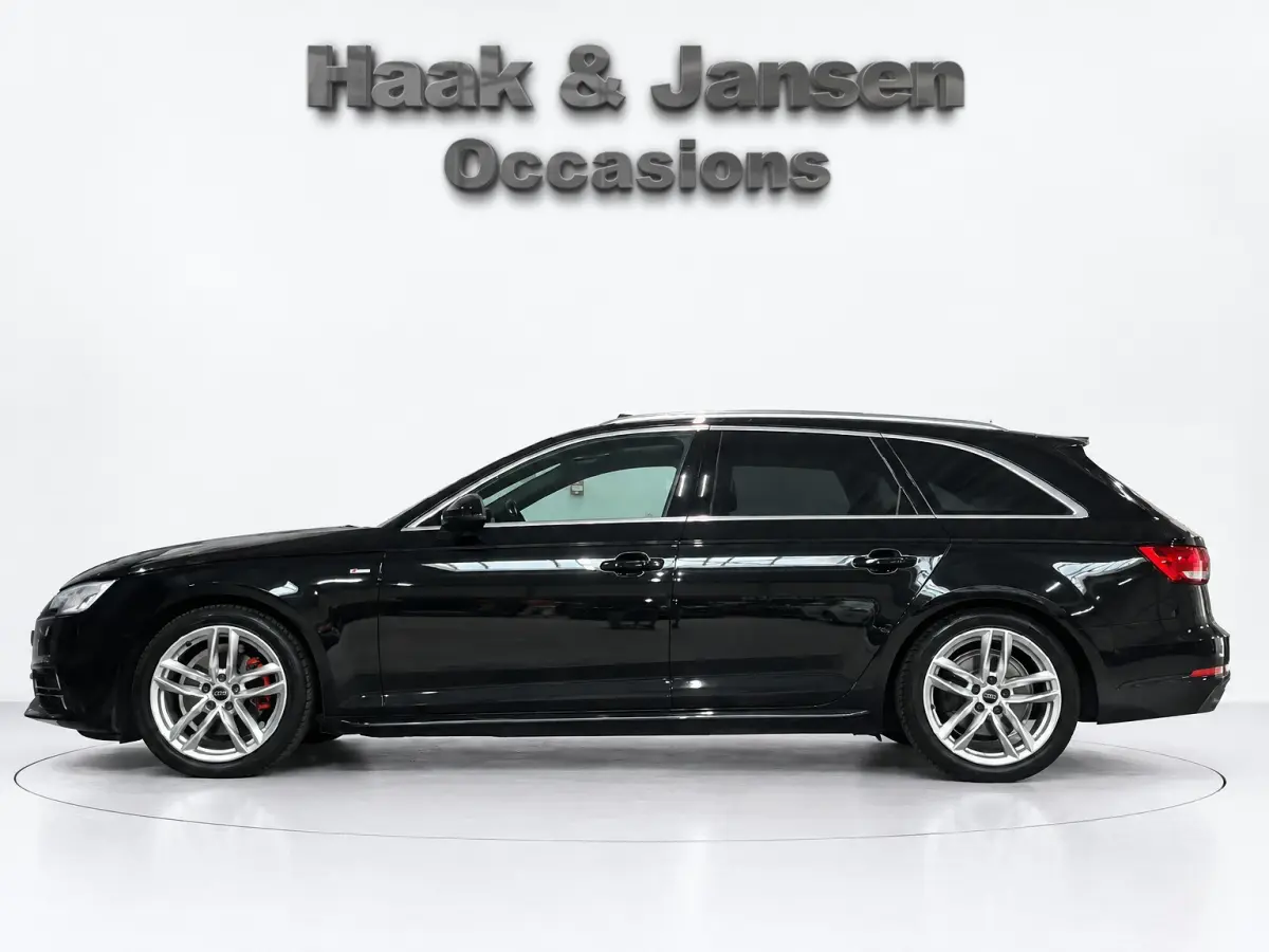 2.0 TFSI ultra Sport Pro Line S Pano Leder