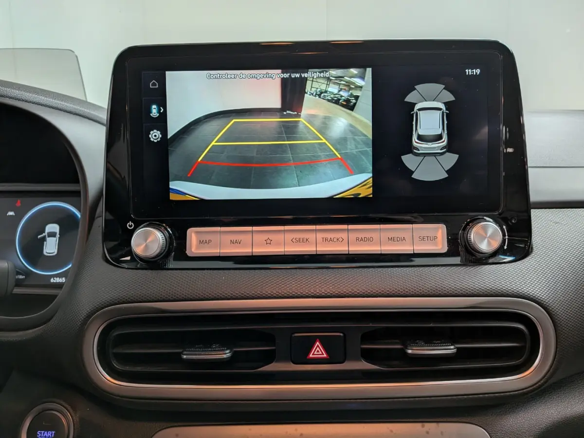 EV Business 64 kWh | SOH 100% | BLISS | Leder | Elek. Stoelen | Warmetepomp | ACC | Apple Carplay | Apple Carplay/Android Auto|telefoonintegratie premium | Audio installatie premium | Cruise