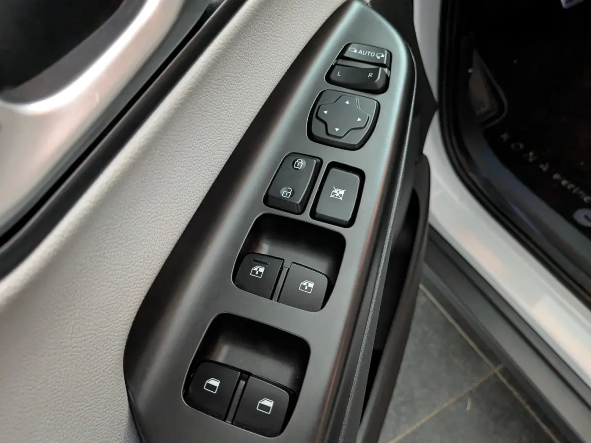 EV Business 64 kWh | SOH 100% | BLISS | Leder | Elek. Stoelen | Warmetepomp | ACC | Apple Carplay | Apple Carplay/Android Auto|telefoonintegratie premium | Audio installatie premium | Cruise