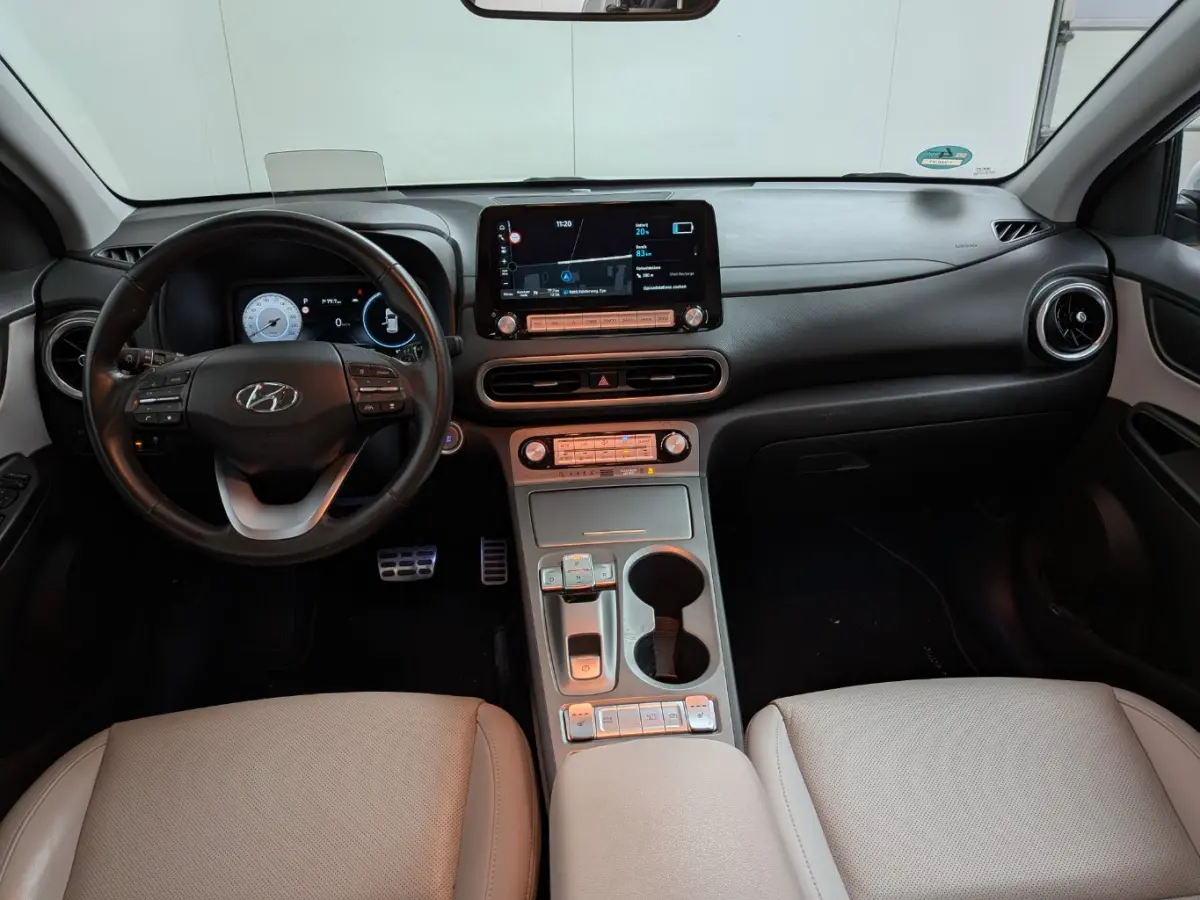 EV Business 64 kWh | SOH 100% | BLISS | Leder | Elek. Stoelen | Warmetepomp | ACC | Apple Carplay | Apple Carplay/Android Auto|telefoonintegratie premium | Audio installatie premium | Cruise