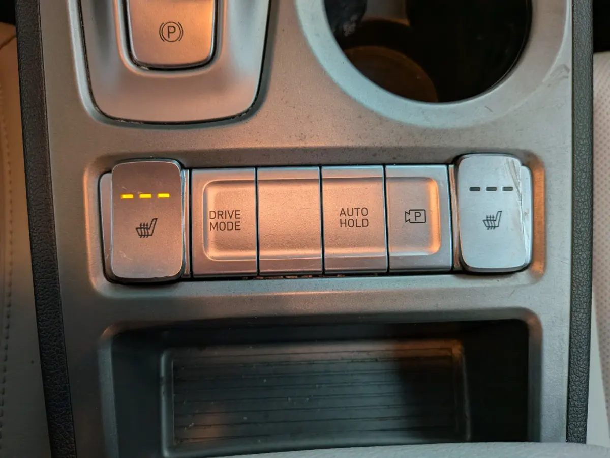 EV Business 64 kWh | SOH 100% | BLISS | Leder | Elek. Stoelen | Warmetepomp | ACC | Apple Carplay | Apple Carplay/Android Auto|telefoonintegratie premium | Audio installatie premium | Cruise