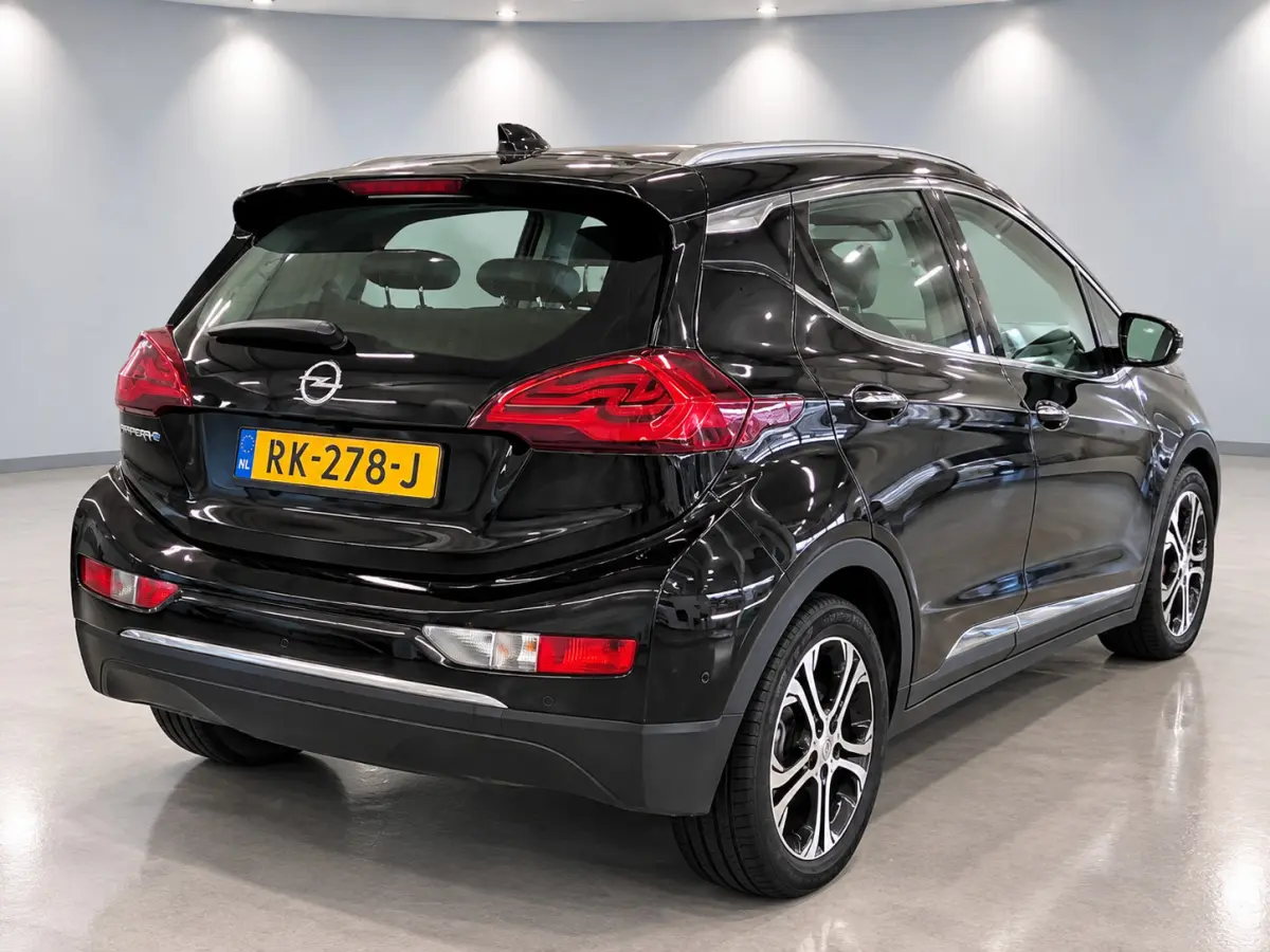 Launch executive 60 kWh