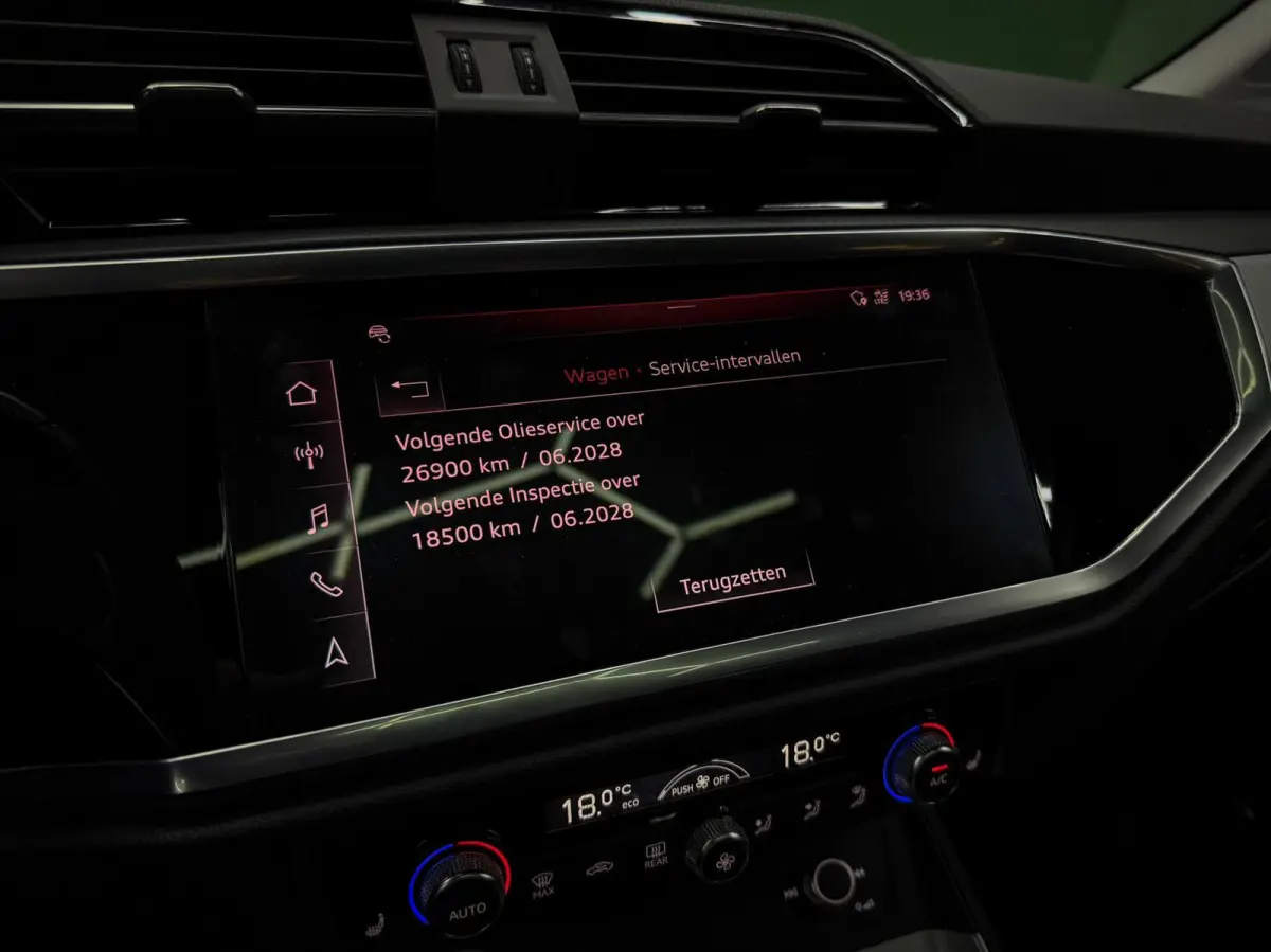 35 TFSI S-Line Carplay | Camera | Keyless | Pano