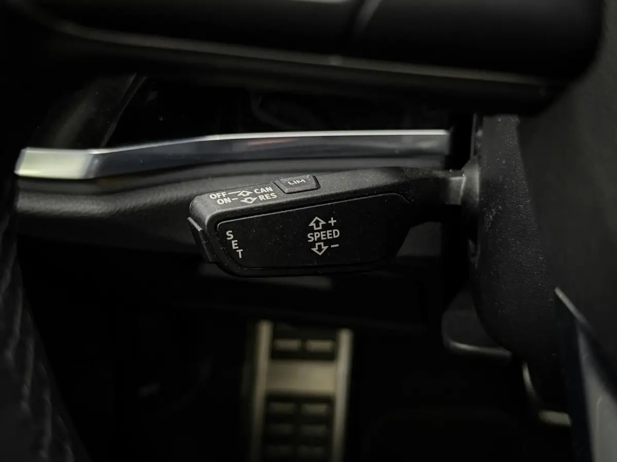 35 TFSI S-Line Carplay | Camera | Keyless | Pano