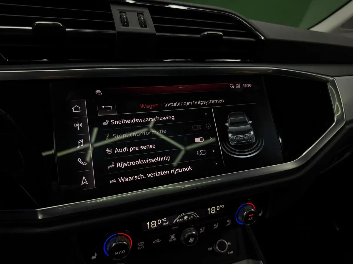 35 TFSI S-Line Carplay | Camera | Keyless | Pano
