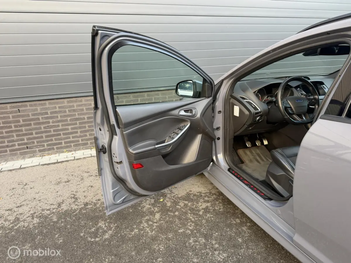 2.0 ST TOPSTAAT! RECARO*CLIMA*CARPLAY*19INCH*CAMERA*VOL!!