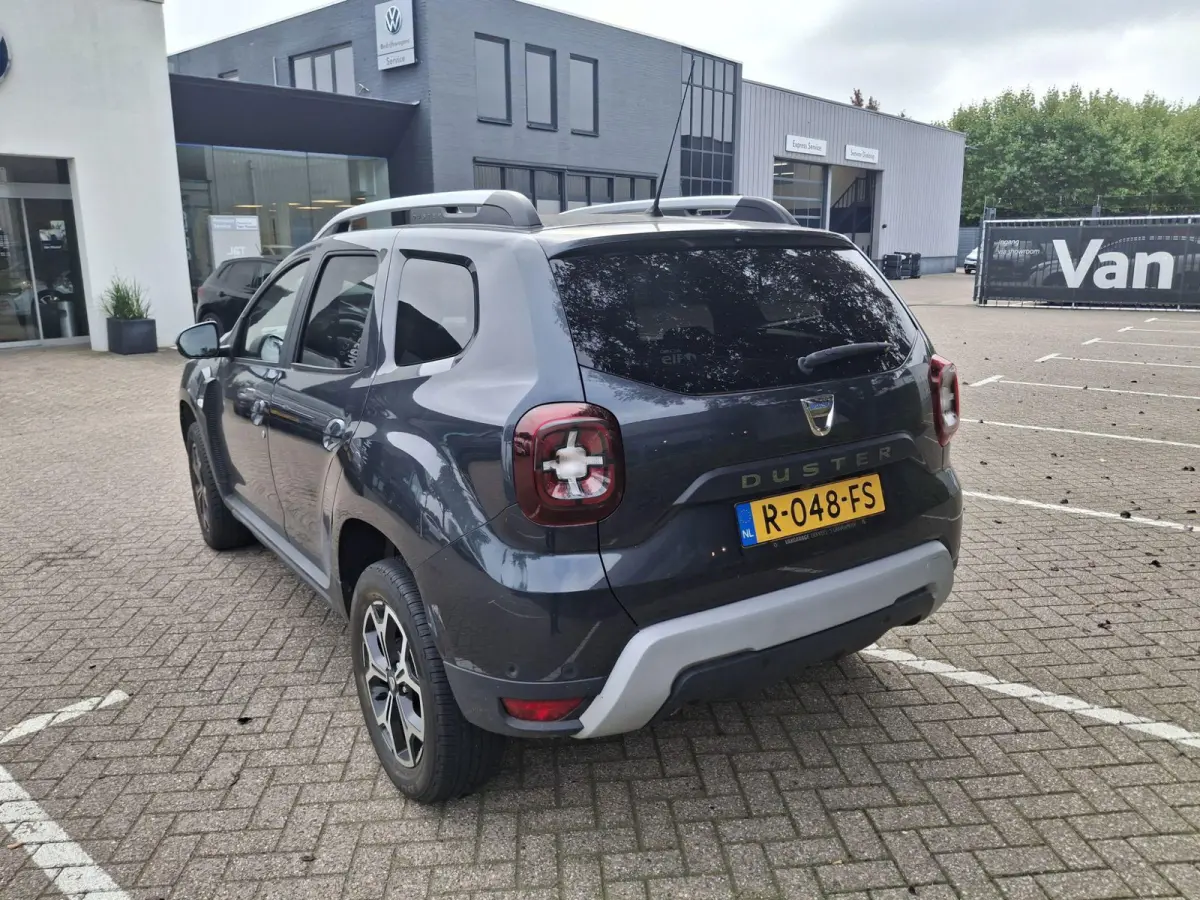 1.2 TCe Prestige | ACHTERUITRIJCAMERA | STOELVERWARMING | NAVIGATIE | AIRCO | PARKEERSENSOREN | 17" LICHTMETALEN VELGEN |