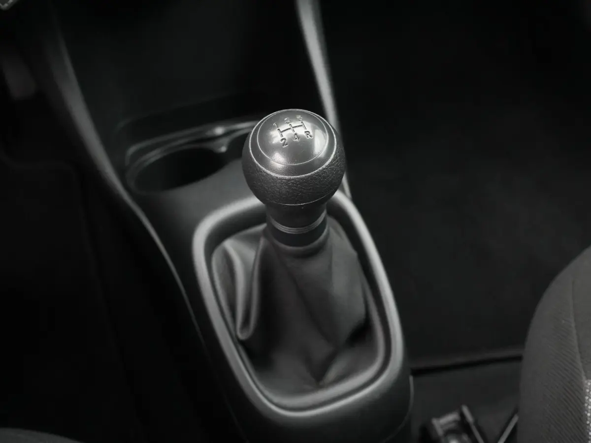 1.0 VVT-i x-fun | Apple Car Play / Android | Airco | LED dagrijverlichting | 12 Maanden BOVAG Garantie |
