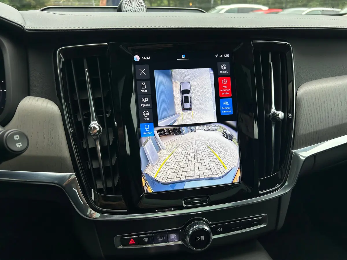 2.0 T8 Plug-in hybrid AWD Ultra Dark | Luchtvering | Massage | Bowers&Wilkins | SoH97% | HU-Display |