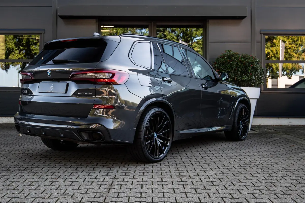xDrive45e High Executive