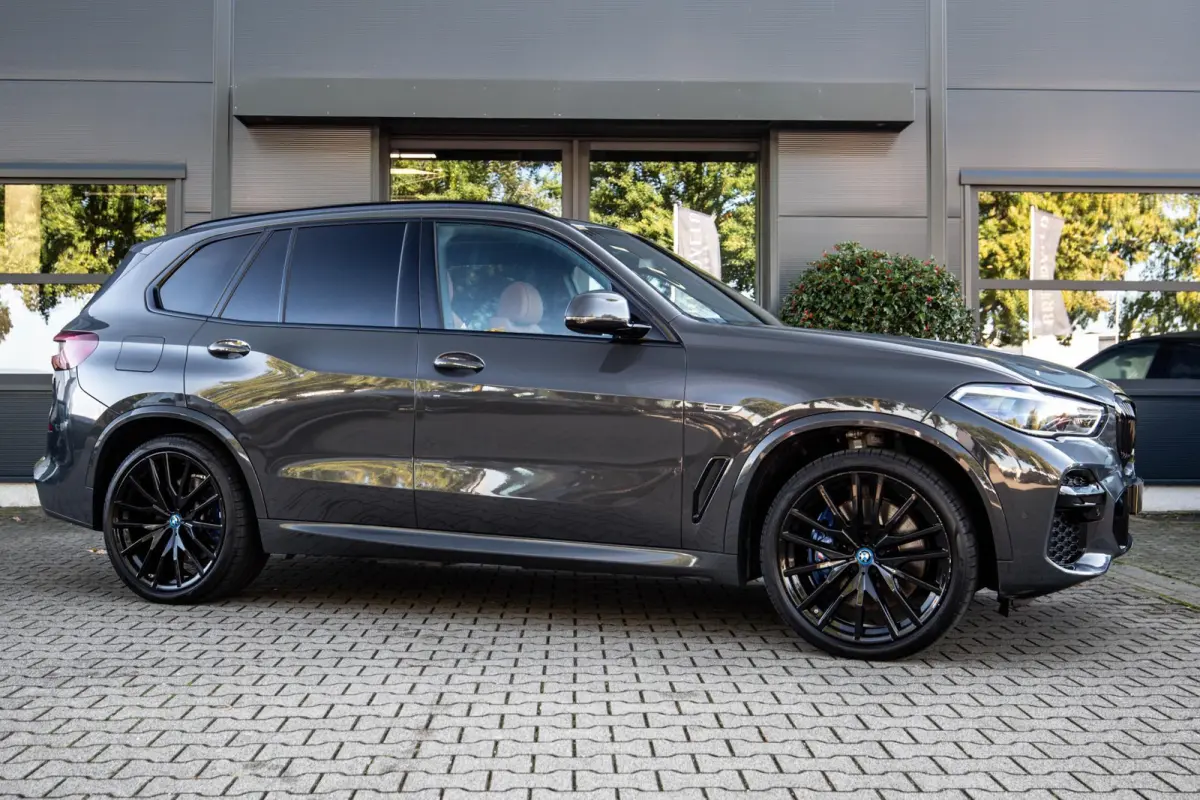 xDrive45e High Executive