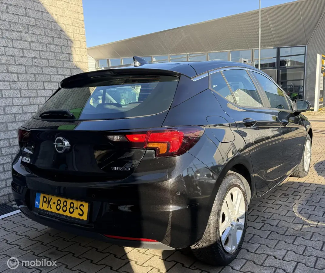 1.4 Turbo Online Edition / BJ 2017 / NL Auto!