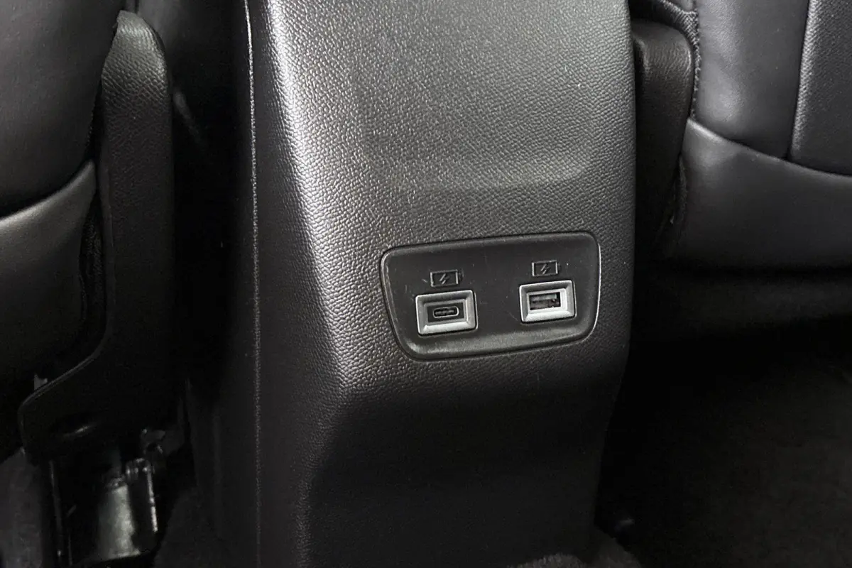 1.2 Hybrid 136 GT Panoramadak Camera Keyless Dodehoek