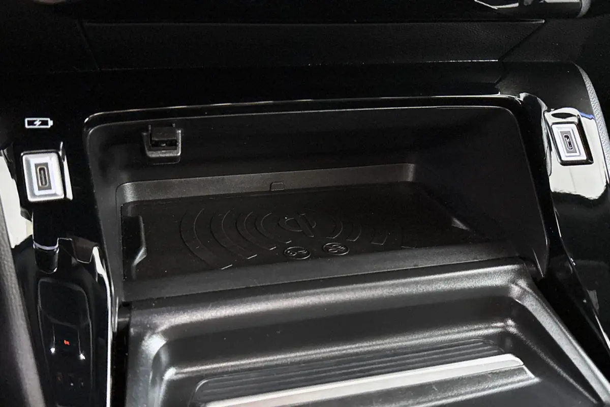 1.2 Hybrid 136 GT Panoramadak Camera Keyless Dodehoek