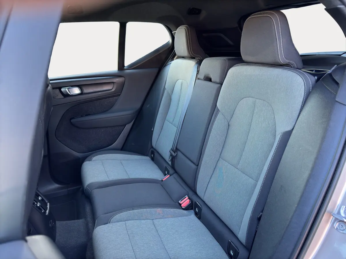 1.5 T5 Core | Achteruitrijcamera | Apple Carplay\Android Auto | Parkeerverwarming |