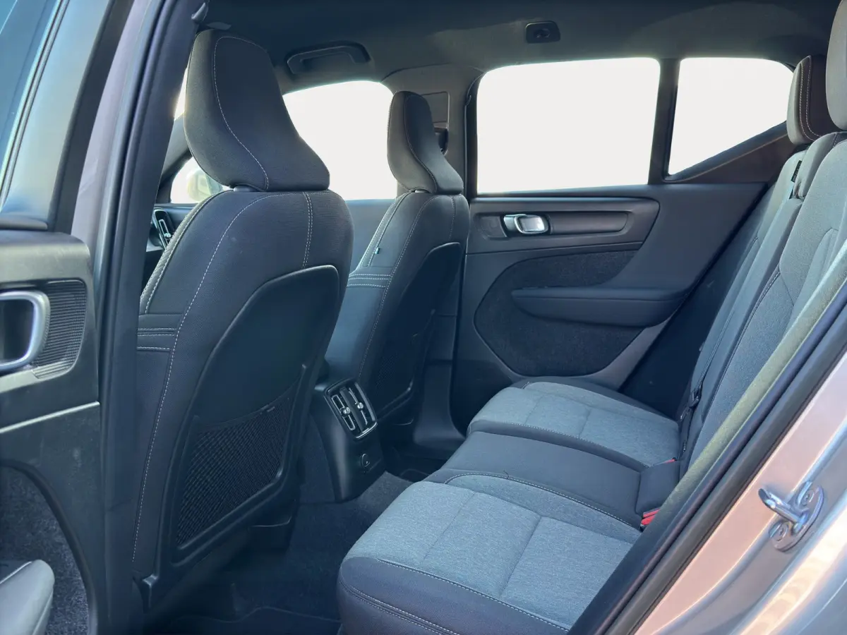 1.5 T5 Core | Achteruitrijcamera | Apple Carplay\Android Auto | Parkeerverwarming |