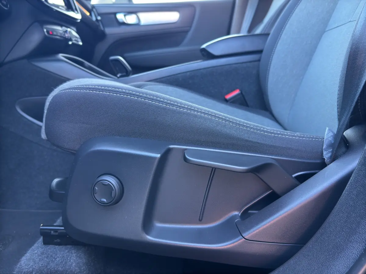 1.5 T5 Core | Achteruitrijcamera | Apple Carplay\Android Auto | Parkeerverwarming |