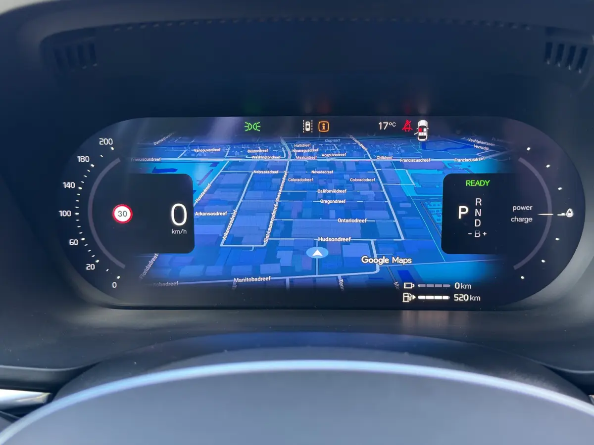 2.0 T6 Plug-in hybrid AWD Ultra Dark | Trekhaak | Luchtvering | Panoramadak | 360 Camera | Memory seats |