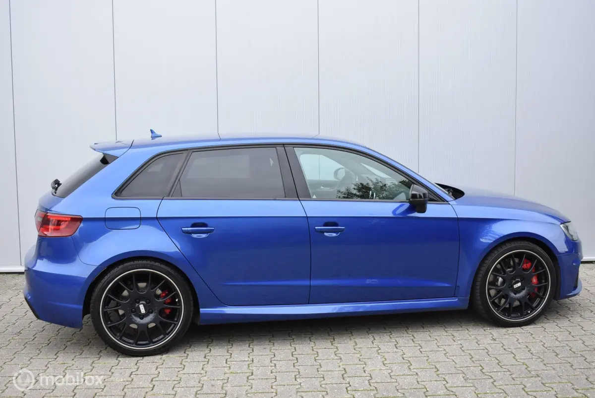 RS3 2.5 TFSI Sepangblau *1e lak *2e eignr. *Carbon *B&O *Historie *BBS