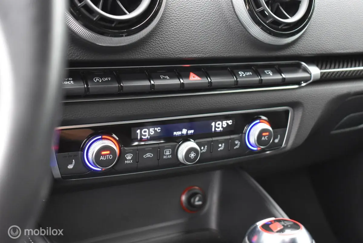 RS3 2.5 TFSI Sepangblau *1e lak *2e eignr. *Carbon *B&O *Historie *BBS