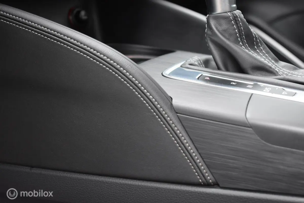 RS3 2.5 TFSI Sepangblau *1e lak *2e eignr. *Carbon *B&O *Historie *BBS