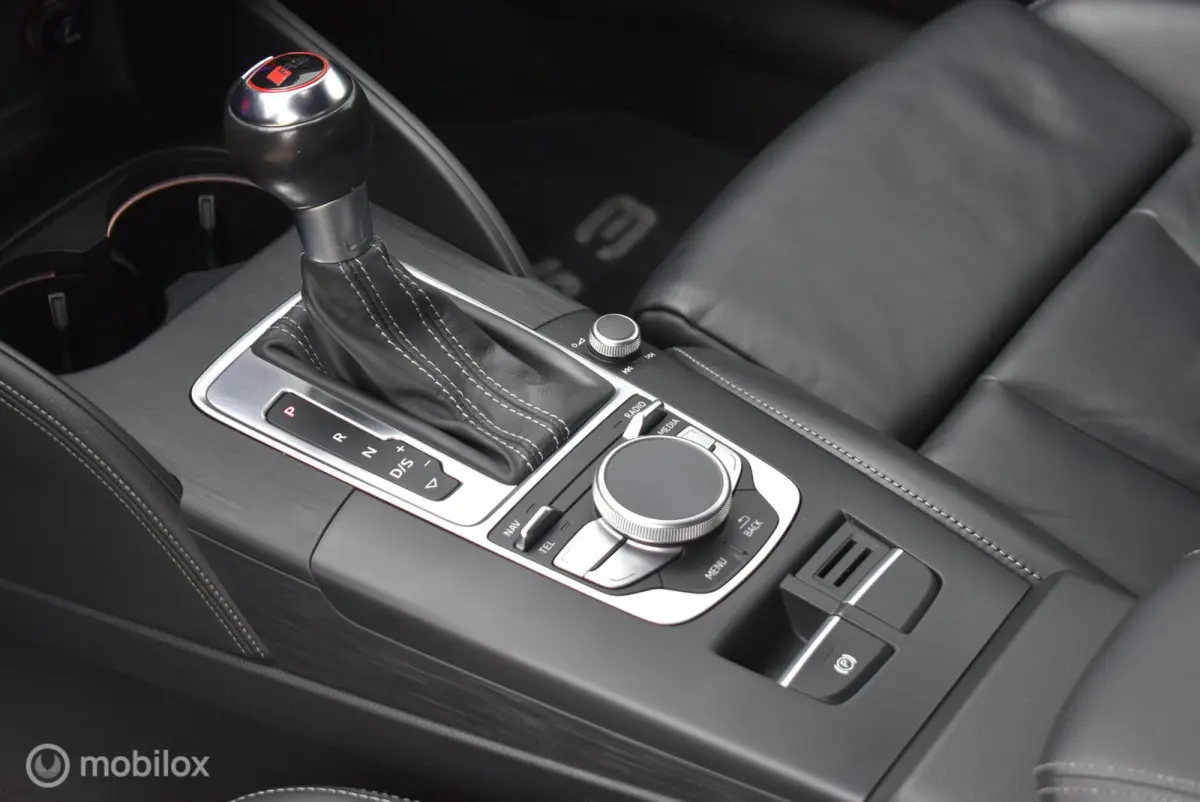 RS3 2.5 TFSI Sepangblau *1e lak *2e eignr. *Carbon *B&O *Historie *BBS
