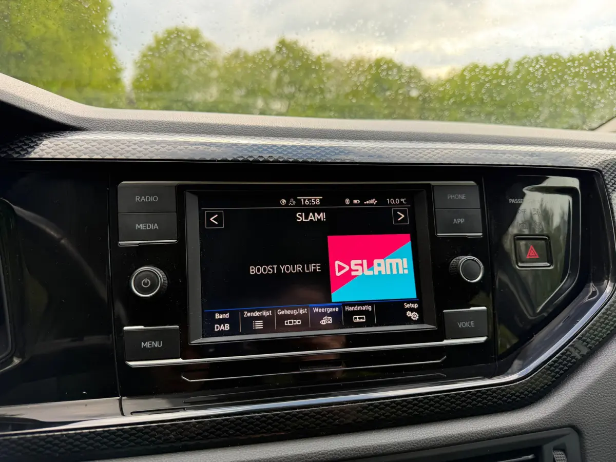 1.0 TSI Life | Adaptief Cruise | Carplay | LED | lichtmetaal |