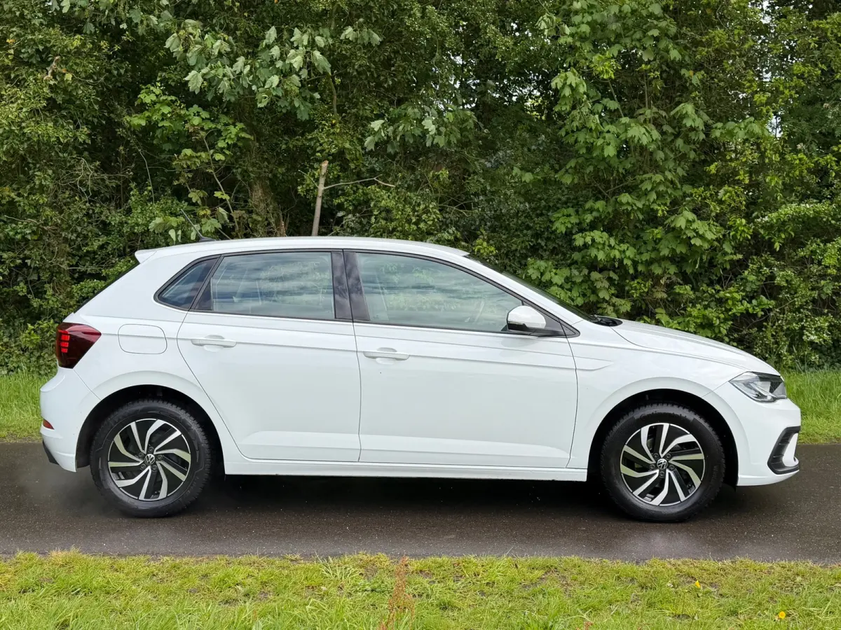 1.0 TSI Life | Adaptief Cruise | Carplay | LED | lichtmetaal |