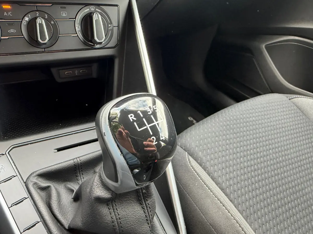 1.0 TSI Life | Adaptief Cruise | Carplay | LED | lichtmetaal |