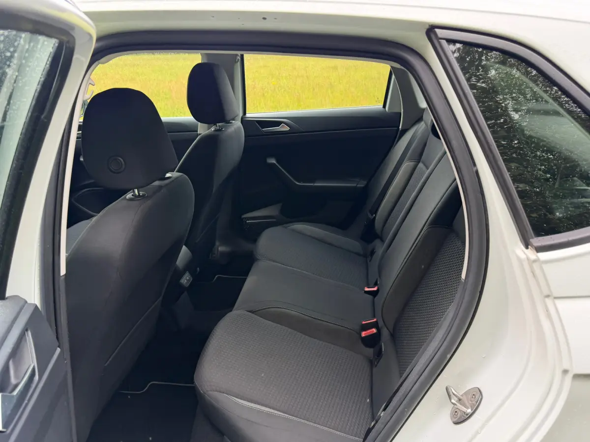 1.0 TSI Life | Adaptief Cruise | Carplay | LED | lichtmetaal |